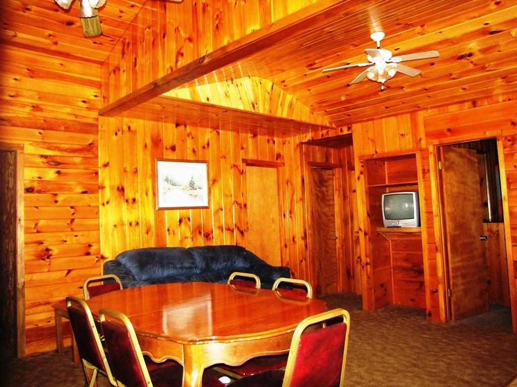 Depe Dene Resort Lake George Oda fotoğraf