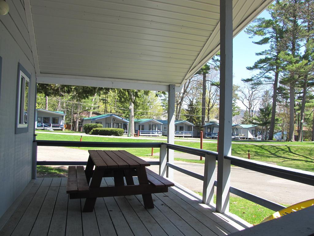 Depe Dene Resort Lake George Oda fotoğraf